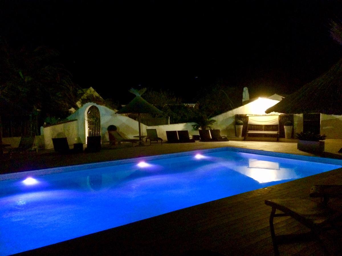 Mas Des Rieges & Spa Saintes-Maries-de-la-Mer Exteriör bild