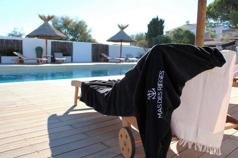 Mas Des Rieges & Spa Saintes-Maries-de-la-Mer Exteriör bild